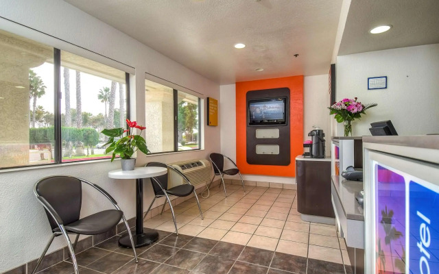 Motel 6 Carlsbad, CA Beach