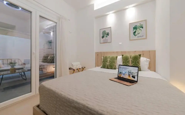 Small and Cozy Studio