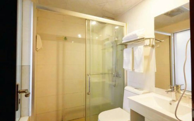 Yintian Business Hotel