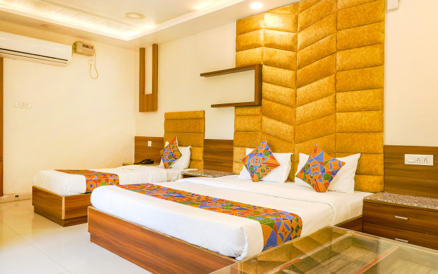 FabHotel Royal Aanandam