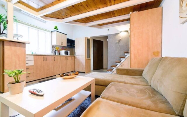 Beautiful apartment near the beach