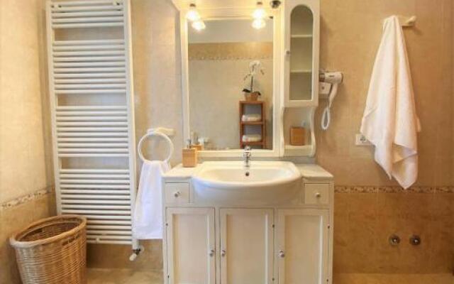 Residenza Airone Bianco