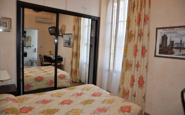 Hôtel des Mimosas