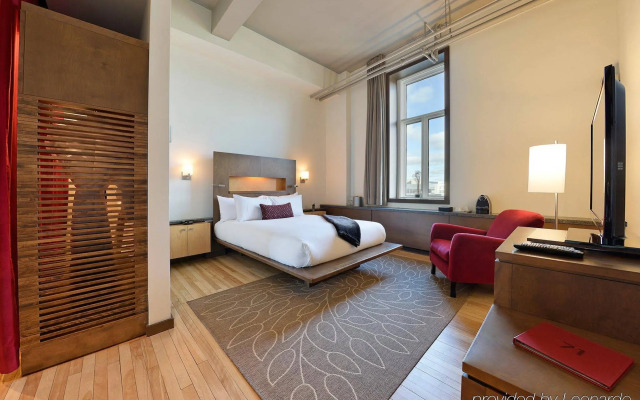 Hotel 71 by Preferred Hotels & Resorts