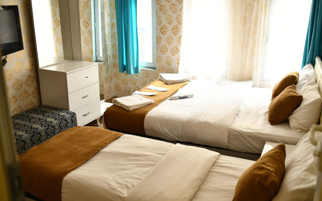 Ada  Apart Hotel