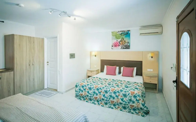 Roseclub Apartments