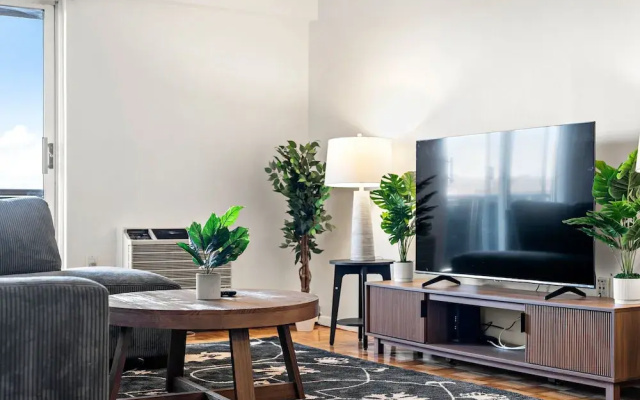 Furnished Apartment Near Longwood