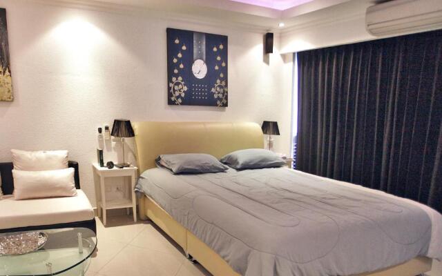 View Talay 6 Central Apartment