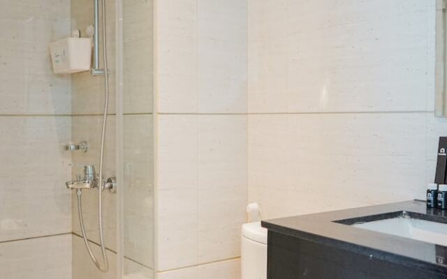 Chic Brooklyn Alam Sutera Studio Apartment By Travelio