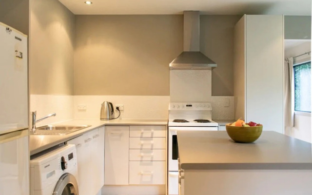 Leafy Beach Haven Retreat 1 Bedroom Close To CBD