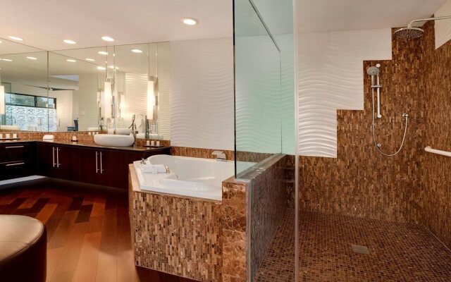 Embassy Suites by Hilton Scottsdale Resort