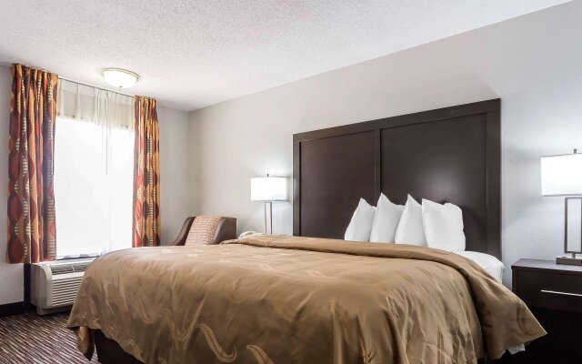 Quality Inn & Suites Mooresville - Lake Norman