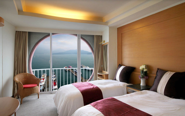 Sun Moon Lake Apollo Resort Hotel