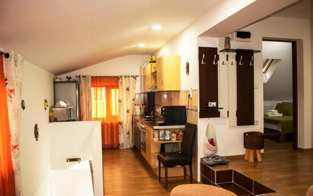 Mary Apartment