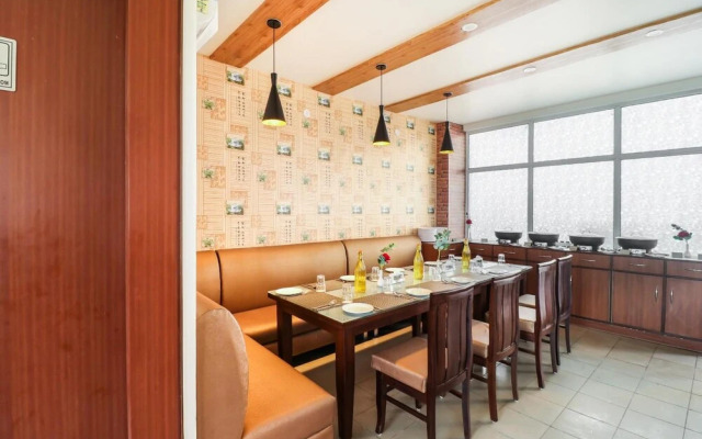 Hotel Grand 81