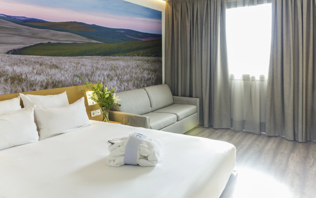 Novotel Sevilla