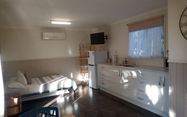 Silver Wattle Caravan Park