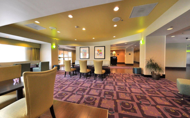 Hampton Inn Richmond - South