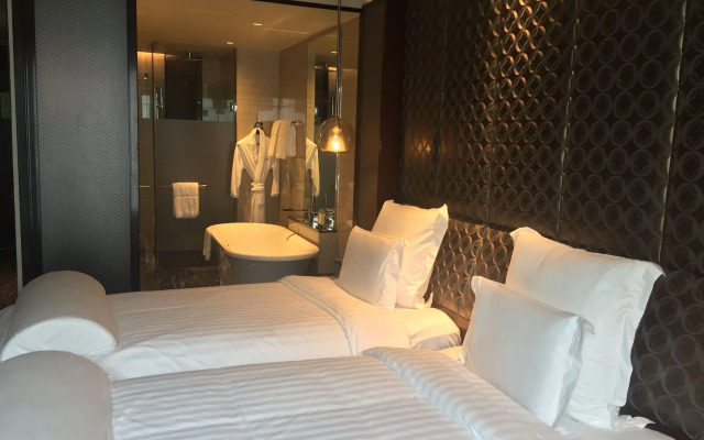 Pullman New Delhi Aerocity Hotel