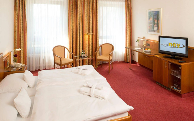 Tante ALMA's Mülheimer Hotel