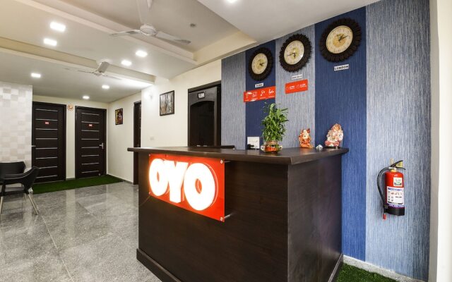 OYO 14722 Diamond Stay