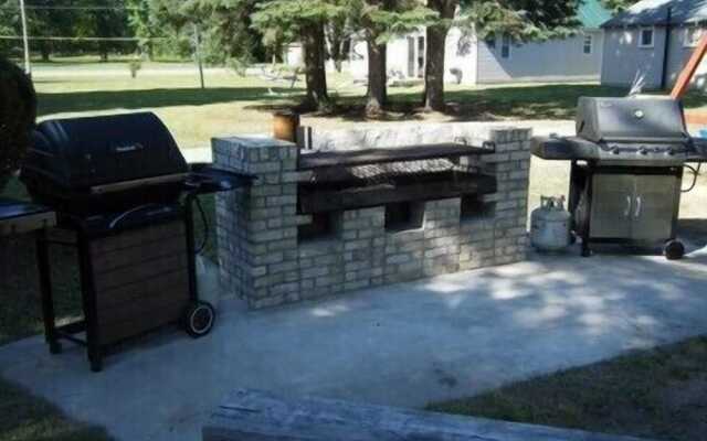 #3 - Chantilly 2 Bedroom Cabin by RedAwning