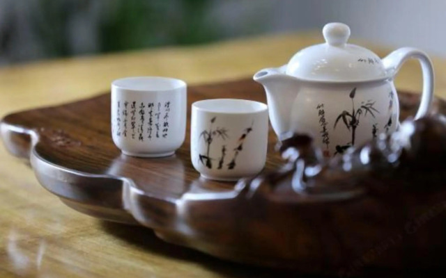 Fengguan Mountain Meilu Village Inn (Yangshuo Yulong River Scenic Area)