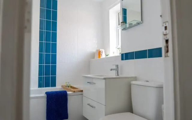 Host Stay Glazier Drive