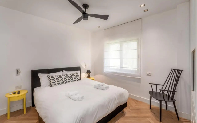 Stunning and design 2BDR Apartment