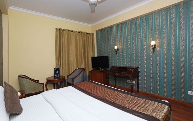 OYO 8465 near Sahara Mall