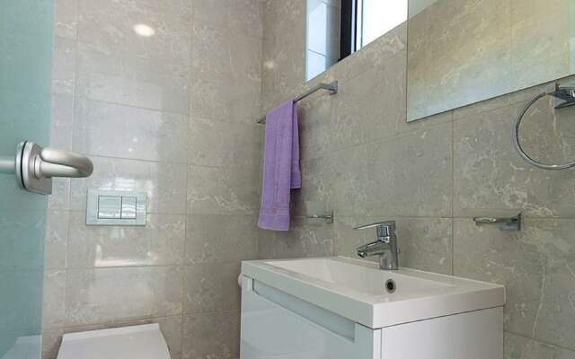 Luxurious Villa in Grizane with Sauna