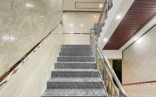 Longshan Marriott Hotel