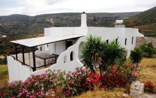 Thomas House Katapola Chora
