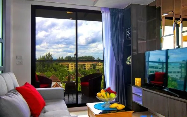 Homelike Family Apartment Pool on the roof with Sea View