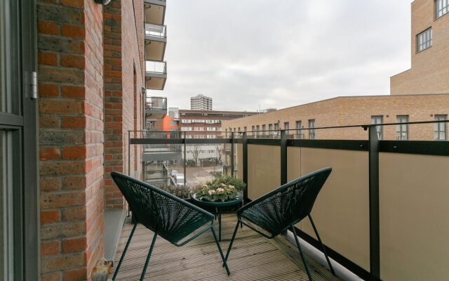 1 Bedroom Apartment in Mile End