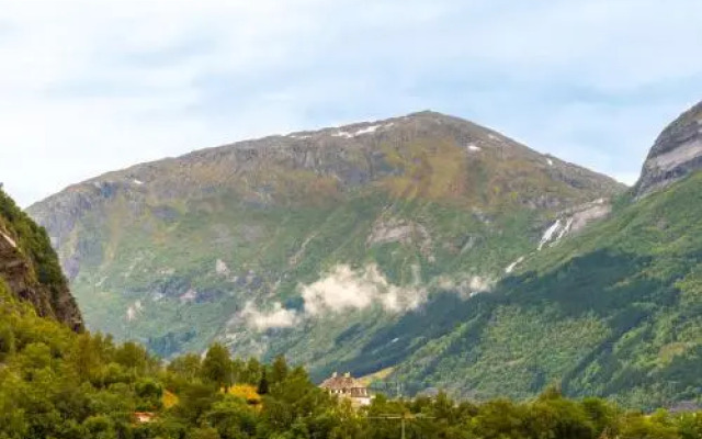 Trolltunga Guesthouse