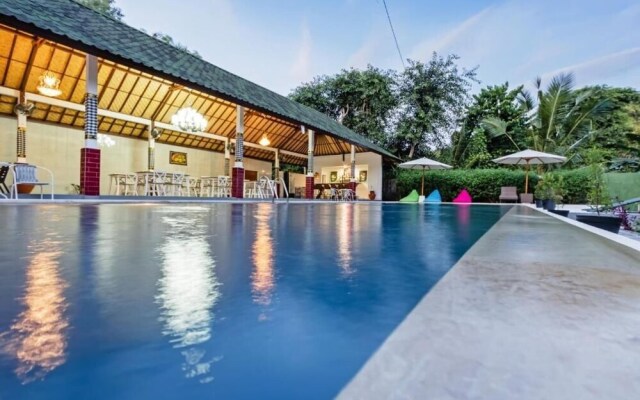 Kesari Glory Nusa Penida by GenuineHost