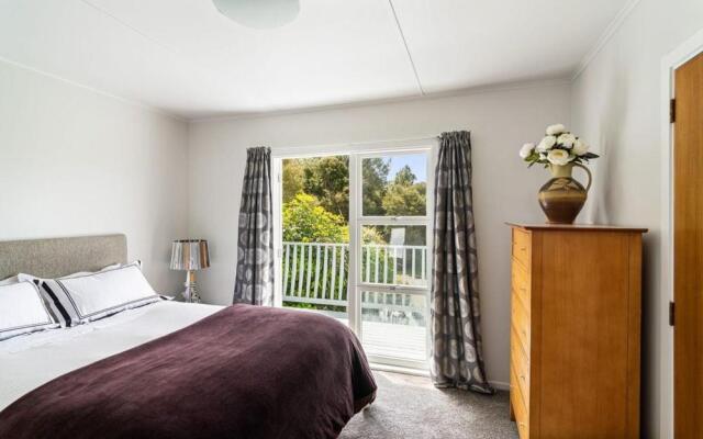 Emily's Beach House - Kaiteriteri Holiday Home