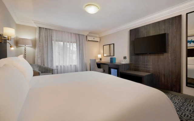 Protea Hotel by Marriott Johannesburg Balalaika Sandton