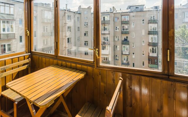 Apartment on Dolgorukovskaya 5