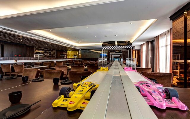 Golden Tulip - Aesthetics