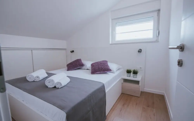 Apartments & Rooms Villa Casia