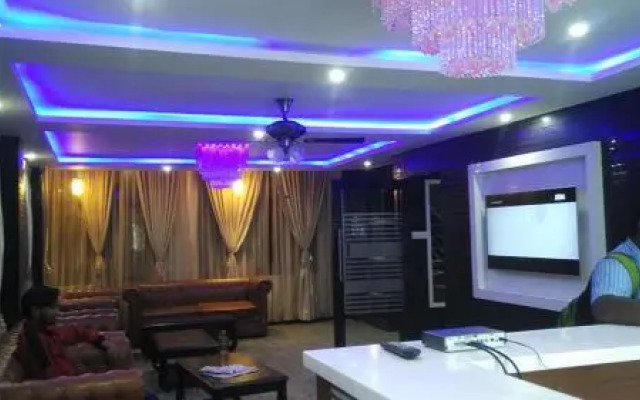Hotel DMR Residency