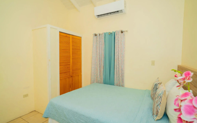 Connie's Comfort Suites