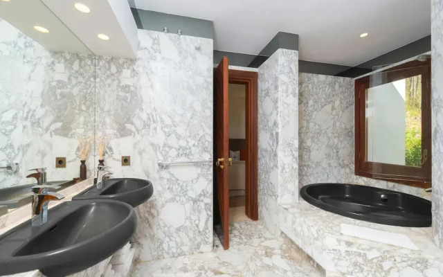 Appealing Villa Near Ibiza Town