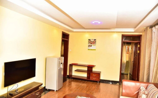 Four Vins Hotel & Apartments