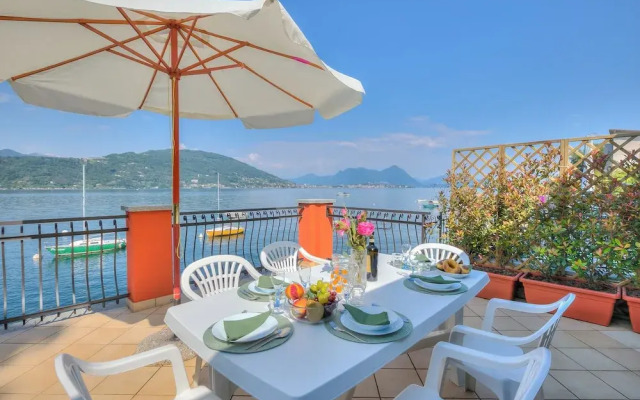 Red House Terrace Private Beach