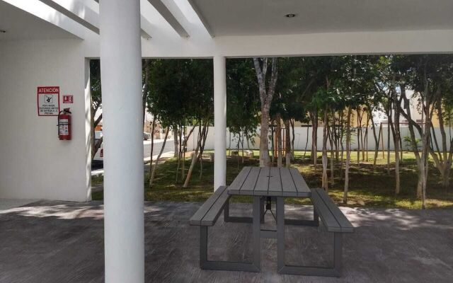 Dream House with Hot Tub