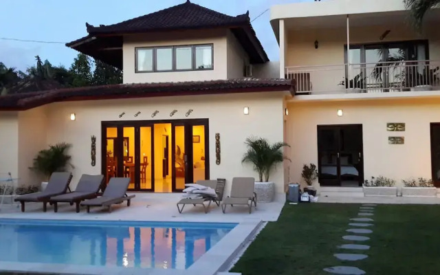 Aisha Family Villas-5Bedroom Private Pool