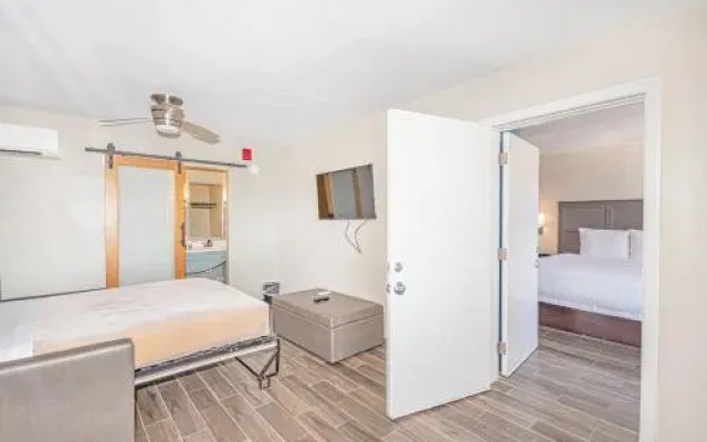 Regency Inn - Tallahassee